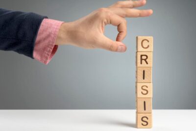 Cómo salir rápidamente de sus deudas: más de 10 consejos que necesita saber ahora